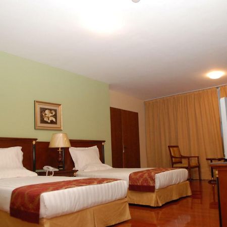 Churchill Addis Ababa Hotel Exteriör bild